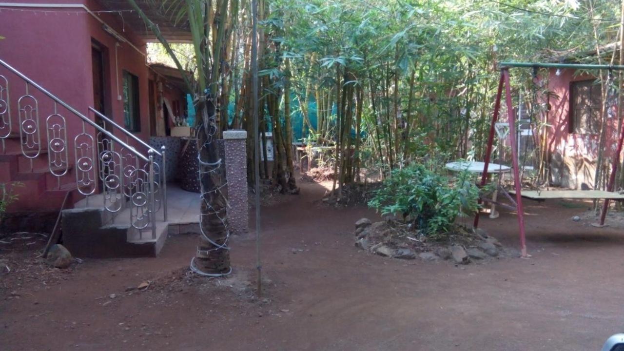 Samartha Cottage, Varsoli Alībāg Ngoại thất bức ảnh